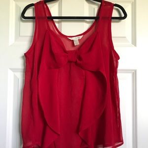Red tank size medium